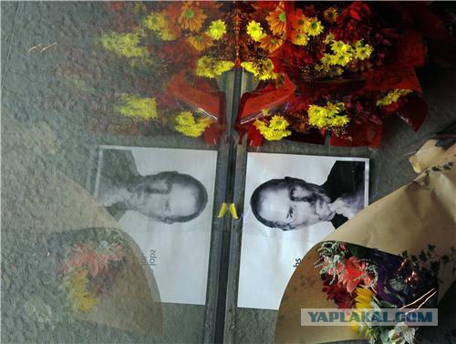 Умер Cтив Джобс