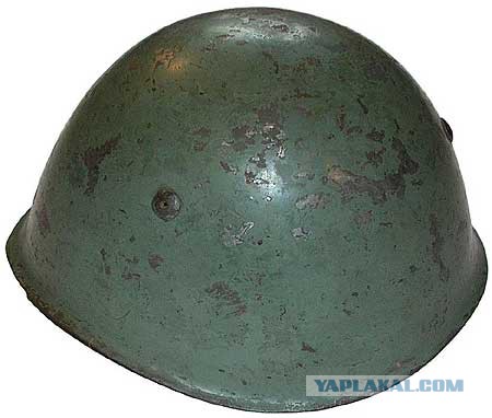 Военные каски разных стран времен Второй Мировой Войны и немного ранее