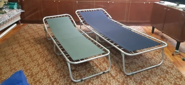 Не плачь. Это ностальгия в глаз попала