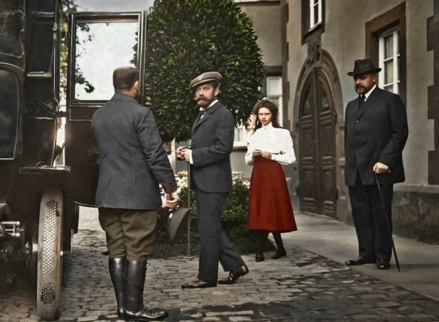 Редкие исторические фотографии: кадры из прошлого, сохранившие настоящую атмосферу времени