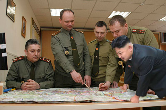 Фотожабы: Наклонившийся Ким