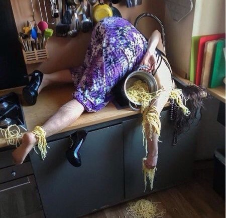 Ужасы и приколы из соцсетей 18+