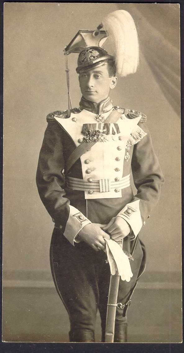 черчилль в молодости. молодой корнет. белогвардеец поручик. молодой корнет. обер офицер уланского полка.