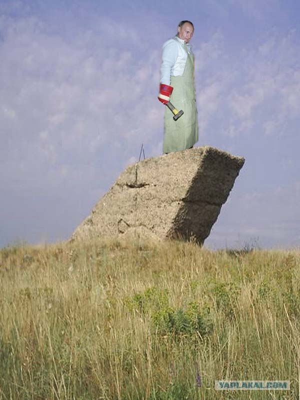 Он еще и кузнец!