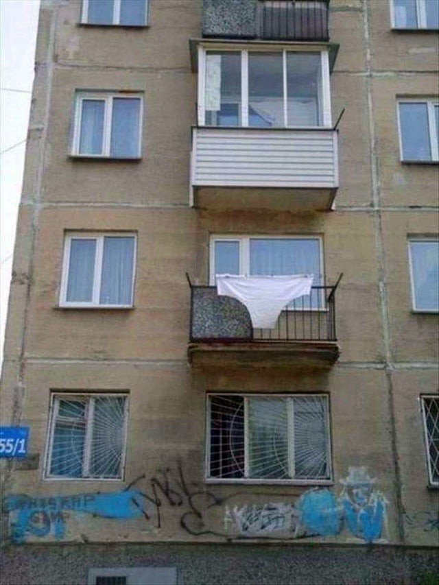 Как проходит обычный день в нашей необъятной стране