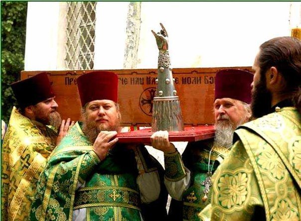 Храм Сатаны открывает статую Бафомета