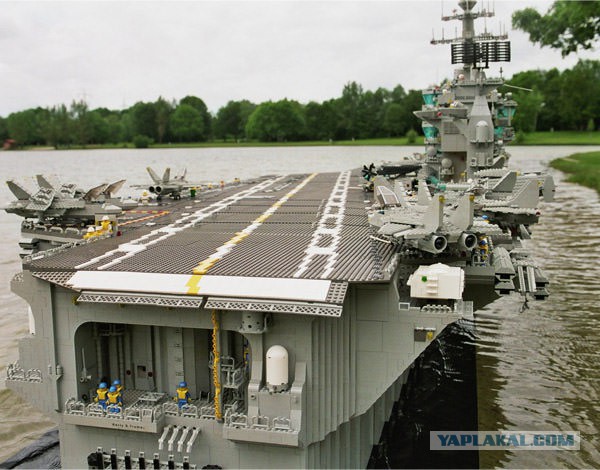 Грандиозные сооружения из LEGO