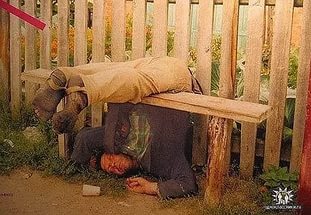 Йога с бутылкой пива или пиво йоге не помеха
