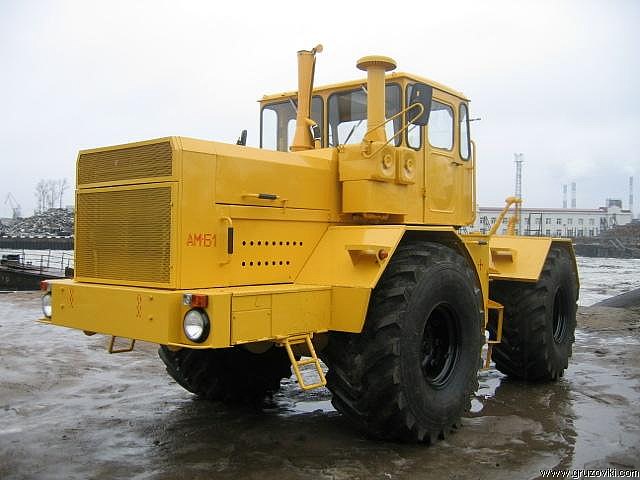 Кто сильней? Mercedes vs traktor!