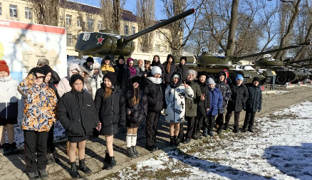 С праздником!