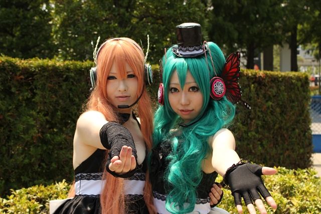 Девчонки с 80 Comiket'a ! (ну и немного парней)