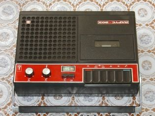 Советский каталог электроники начала 1980-х.