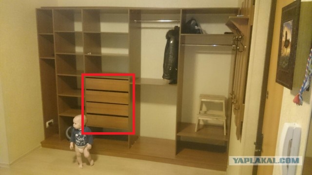 Нестандартный шкаф в стандартной хрущёвке