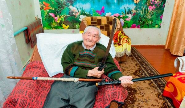 Неудачный «банзай». Как японский лётчик Ёситеру Накагава войну и полвека прожил в Калмыкии?