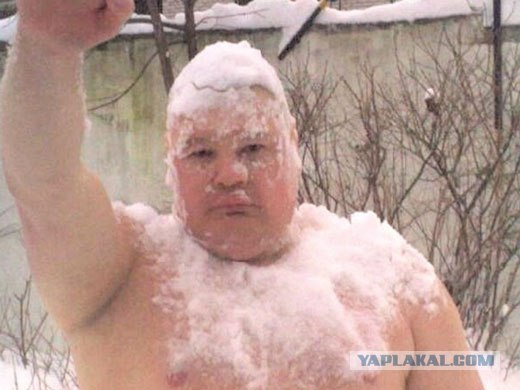 А сами в пуховичках стоят!