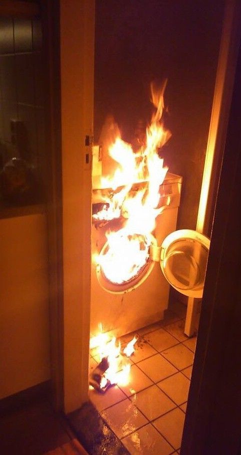Последствия невнимательности со стиральной машиной