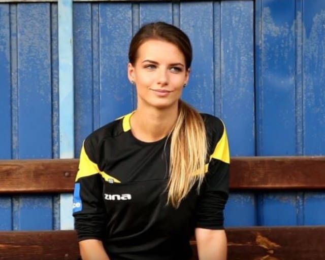 Каролина Божар - «самая красивая женщина в польском футболе»