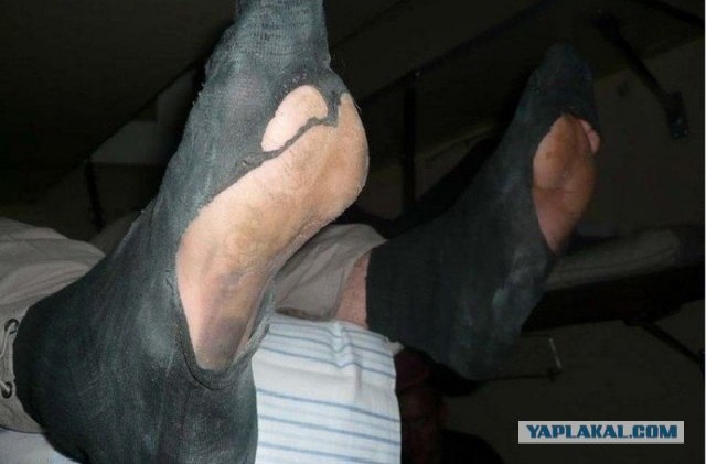 Носки с сандалиями без сандалий