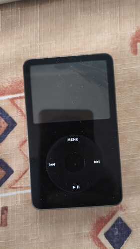 Представлен клон iPod Classic с культовым колесом прокрутки