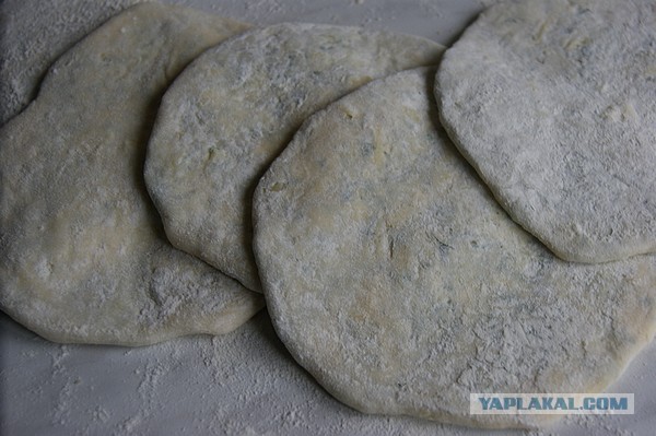 Лепешки жареные, С разными начинками