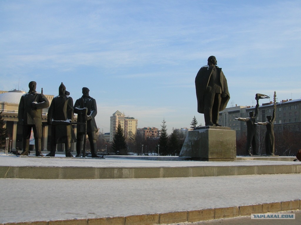 Новосибирск площадь ленина памятники