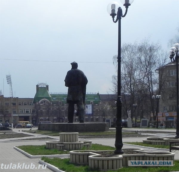 Какие прозвища дают памятникам в России