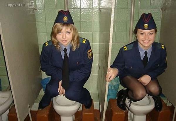А как вам нравятся такие сотрудники полиции?