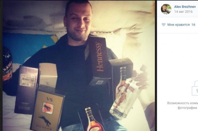 Смертельное ДТП: В Петербурге столкнулись Мерседес с Минивэном, 3 человека погибли