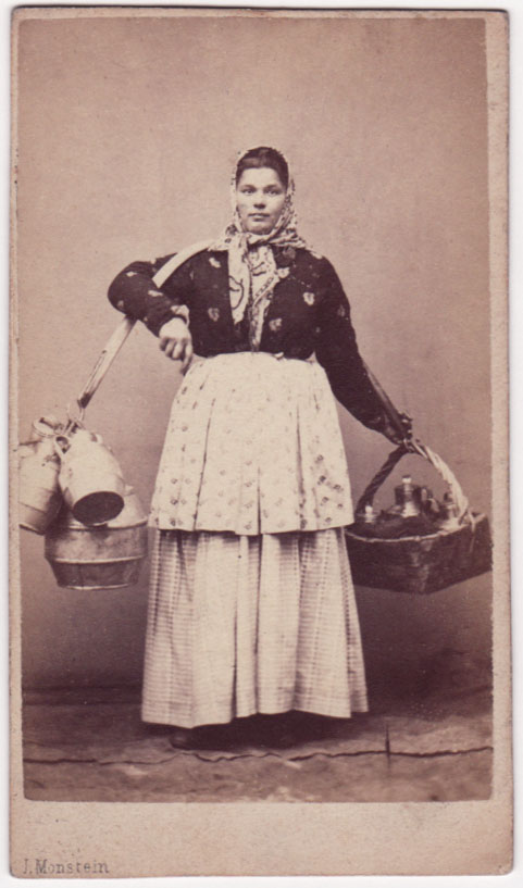 История в фотографиях