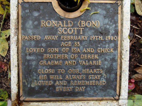 Алкогений: Бон Скотт