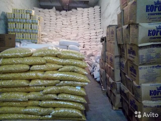 Разница бросается в глаза: сравниваем «одинаковые» продукты из «нищемаркетов» и обычных магазинов