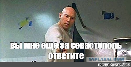 Грузовой поезд, перевозивший опасные вещества, сошел с рельсов на западе Аризоны