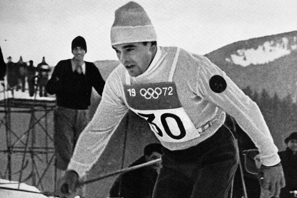 Как советский спортсмен, единственный, отказался склонить флаг своей страны перед императором Японии