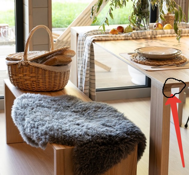 Стол а-ля за 300 тысяч