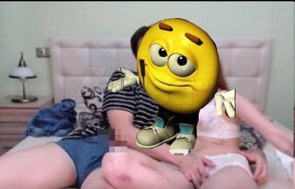 Полуголая блогерша из Перми устроила фотосессию на фоне православных крестов и стала участницей скандала