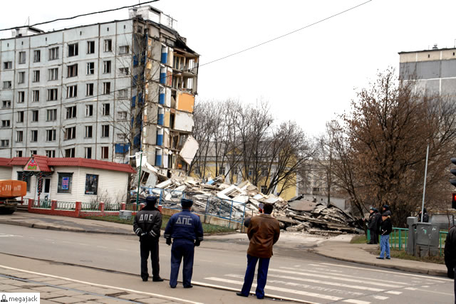 Как в москве не совсем удачно взорвали дом