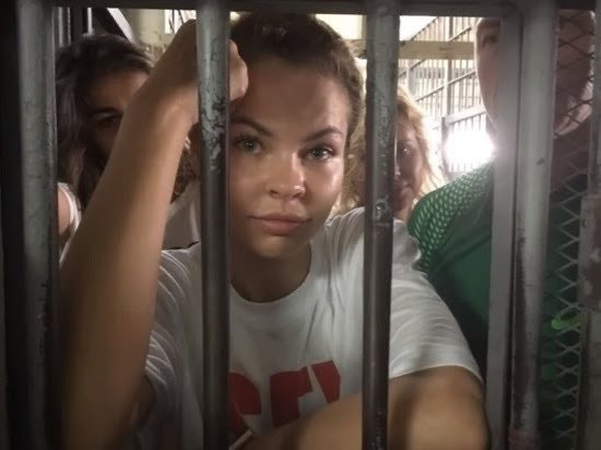 Подводный взрыв бомбы времён Второй мировой войны
