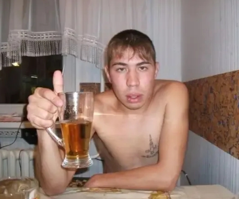 "Дальнобойщики — они до бабы голодные всегда". Исповедь проститутки