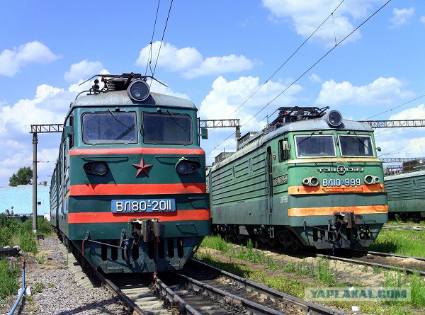 Электровоз ЭП20 на скорости 190 км/ч