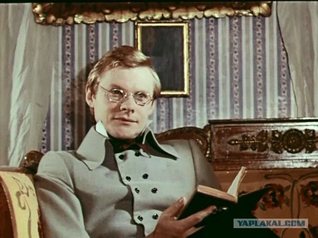 12 декабря 1941 года родился самый известный доктор Ватсон — Виталий Соломин.