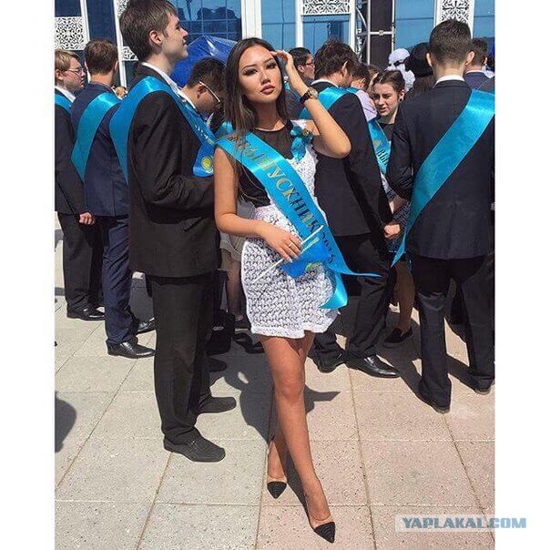 Выпускницы