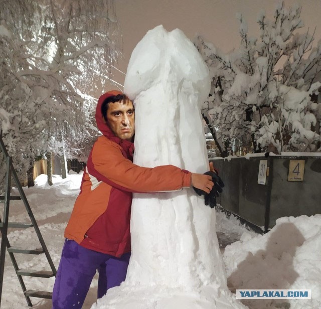 Фотожаба: Девушка и снеговик