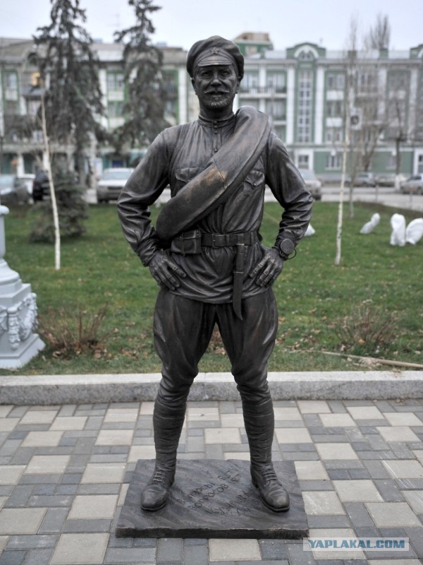 Необычные статуи мира