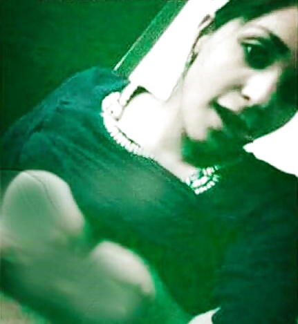 Топлес-фото полицейской вызвало скандал в Мексике