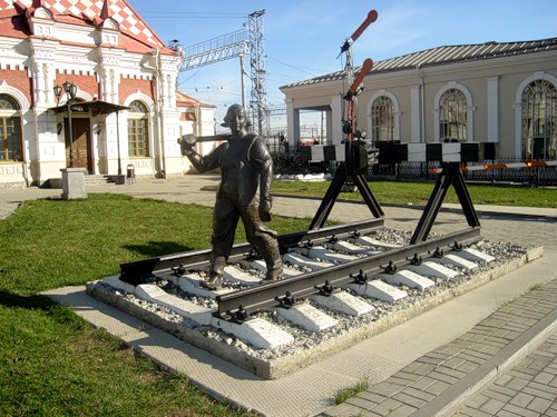 О шпалах.