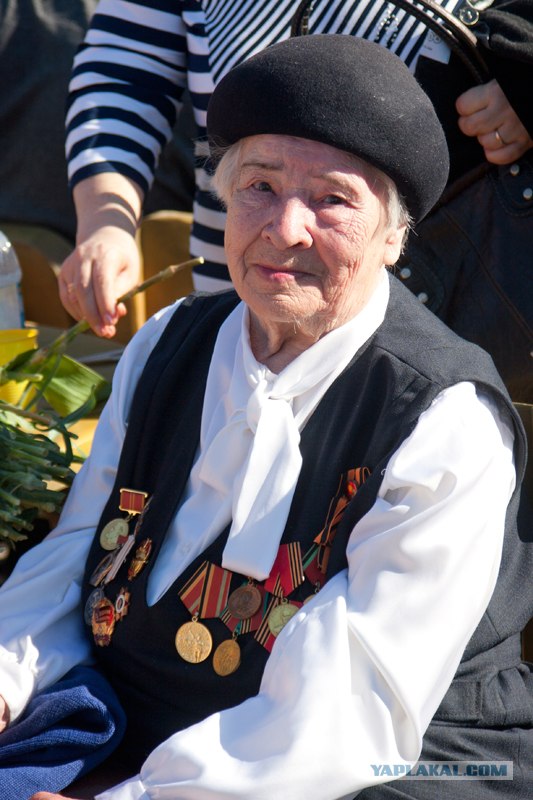 Латвия 2012: травля отмечающих 9 мая