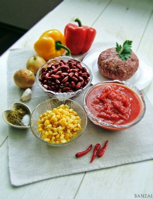 Чили кон карне