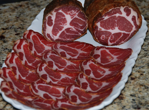 Вяленое мясо.