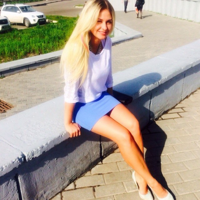 Девушки в мини