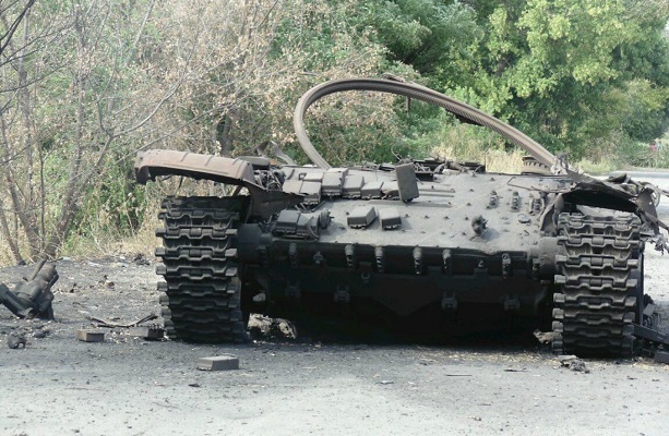 Бронетанковый апокалипсис. Подбитые танки вооружённых сил Новороссии